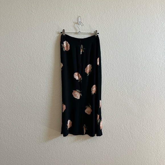 Reformation Dresses & Skirts - Reformation Midi Floral Skirt